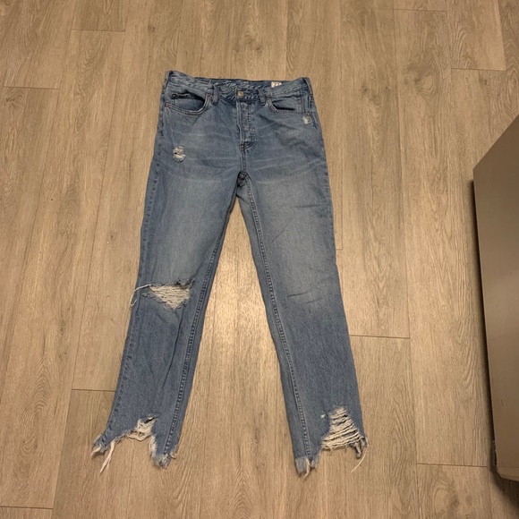 Free People Denim - Free People Distressed boyfriend jeans